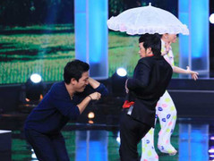 Hoài Linh tiết lộ vòng eo 54cm đáng mơ ước