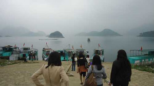 Hàng loạt chủ thuyền trên hồ Thung Nai bị cưỡng đoạt tài sản