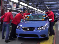 Dàn xe mới của cảnh sát Ý có khả năng chống đạn AK-47