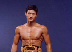 Chân dung 'nhân vật phản diện' lật đổ Lý Tiểu Long