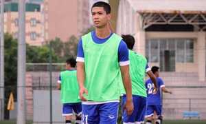 Công Phượng xuống tập ở U19 Việt Nam sau khi đấu Man City