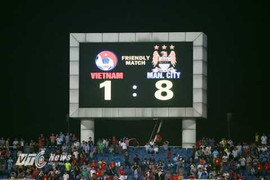 Tuyển Việt Nam thua đau Man City: Thảm họa 'kính thưa'