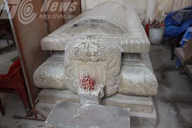 Những cuộc đời tăm tối trong lăng mộ đá giữa Hà thành