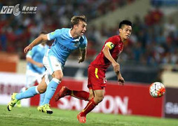 Bầu Hiển hé mở thương vụ mời Barca sang Việt Nam