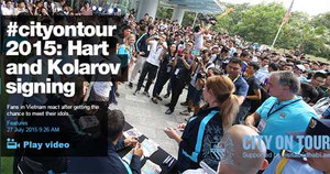 Trang chủ Man City tung clip fan Việt phát cuồng vì Joe Hart và Kolarov