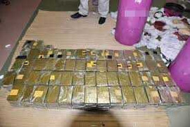 Phát hiện 490 bánh heroin trong bình gas