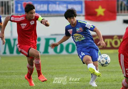 Mưa lũ cô lập, Công Phượng và đồng đội chưa thể tới Quảng Ninh