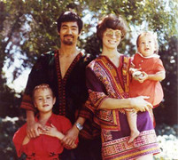 'Ngũ đại cao thủ' Trung Hoa bỏ vợ, công khai ngoại tình