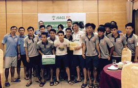 HAGL quyên góp ủng hộ đồng bào lũ lụt ở Quảng Ninh