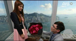Clip: Chi hơn 1 tỷ đồng cầu hôn bạn gái