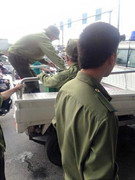 Công an thu bình trà đá từ thiện: Lãnh đạo Hà Nội nói gì?