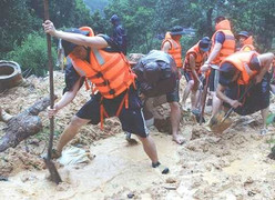 38 người chết và mất tích sau mưa lũ ở miền Bắc