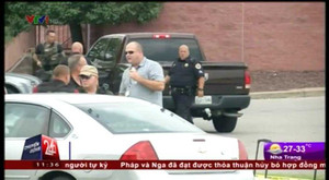 Video: Cảnh sát tiêu diệt kẻ dùng súng, rìu tấn công rạp chiếu phim