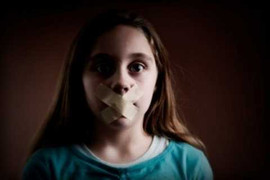 Bé 4 tuổi tự mình thoát khỏi tay kẻ bắt cóc