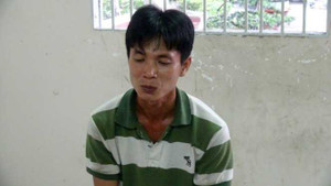 Nghịch tử giết mẹ, bỏ xác vào túi nilon