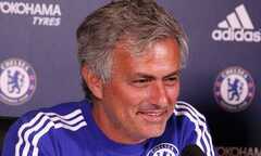 Mourinho, Pellegrini đồng loạt được gia hạn hợp đồng