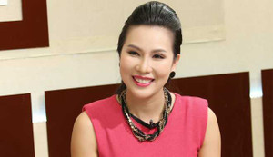 Khánh Ngọc bối rối chuyện chọn sữa cho con