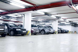 Hà Nội: Nghịch lý một chỗ đỗ xe 10m2 giá gần...1 tỷ đồng