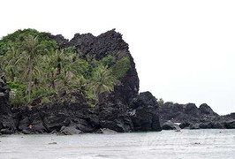 Bí ẩn hang Kẻ Cướp giấu vàng trên đảo Bé