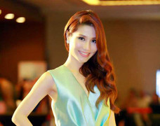 Diễm My 9X xinh đẹp rạng rỡ bên 'bạn trai trên màn ảnh'