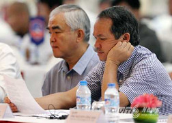 Bầu Đức thờ ơ, vô trách nhiệm với V-League?