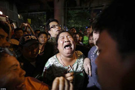 Hé lộ những giả thuyết đằng sau vụ đánh bom đẫm máu ở Bangkok