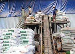 Cảnh giác với phân bón lạ