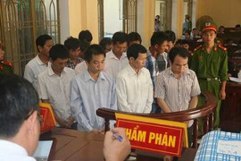 Thua cá độ bóng đá, cán bộ ngân hàng tham ô hơn 26 tỉ đồng