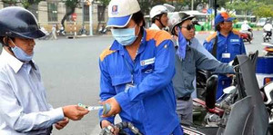 Xăng giảm giá mạnh từ 15h hôm nay, 19/8