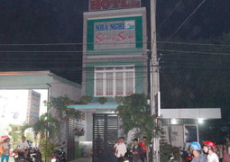 Một phụ nữ chết trong khách sạn với nhiều vết đâm