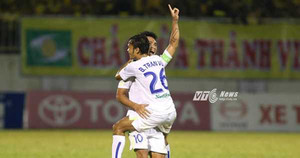 HLV Nguyễn Quốc Tuấn cảm ơn bầu Đức, tri ân Guillaume Graechen