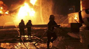 Video: Nổ nhà máy hóa chất Trung Quốc, cách khu dân cư chỉ 1km