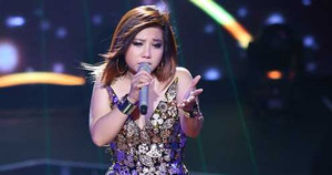 Giọng hát Việt: Mr Đàm gây sốc khi loại 'cô gái vừa ăn vừa hát'