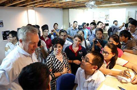 Đại sứ Hoa Kỳ thăm tổ chức học tập cộng đồng tại Đà Nẵng