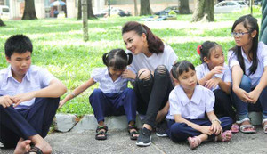 Ngắm Thanh Hằng giản dị, gần gũi giữa đời thường