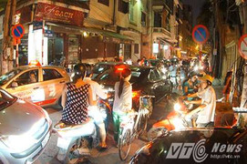 Hà Nội cấm đường phục vụ lễ 2/9, nhiều tuyến phố ùn tắc