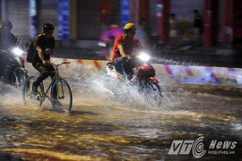 Hôm nay, Hà Nội tiếp tục có mưa to, giông tố