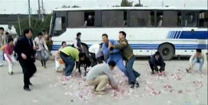 Kỳ lạ vụ cướp trăm triệu giữa Sài Gòn