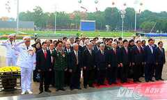 Lãnh đạo Đảng, Nhà nước vào Lăng viếng Chủ tịch Hồ Chí Minh