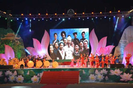 Truyền hình trực tiếp chương trình nghệ thuật 'Việt Nam - Thời đại Hồ Chí Minh'