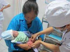 Tăng cường tiêm vacxin viêm gan cho trẻ sơ sinh