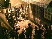 Nam thanh niên bị sát hại trong hẻm giữa đêm khuya