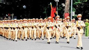 Chuyện những bóng hồng khổ luyện cho lễ diễu binh mừng Quốc khánh