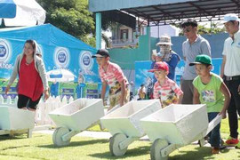 Ngày hội cao khỏe của Dutch Lady tiếp tục đến với các gia đình tại Cần Thơ