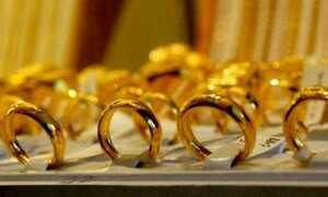 Giá vàng, giá USD tự do tăng vọt