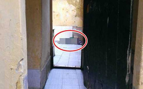 Người đàn ông tử vong trong nhà vệ sinh công cộng ở Hà Nội