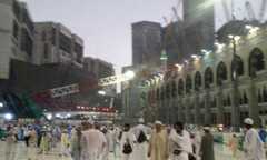 Clip: Kinh hoàng sập cần cẩu ở Thánh địa Mecca, hơn 80 người thiệt mạng
