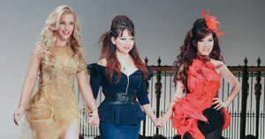 Ca sĩ Kavie Trần làm nàng thơ của Quỳnh Paris