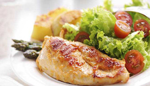 8 loại thực phẩm hâm nóng dễ gây ngộ độc