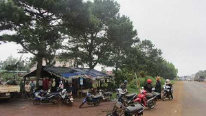 Xin ngủ nhờ qua đêm, người đàn ông chết trong quán nước